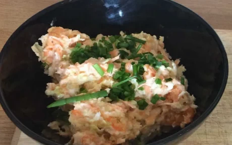 Pot of creamy coleslaw