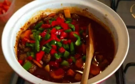 bowl of hungarian goulash